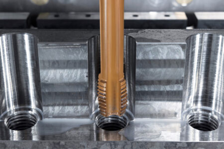 Walter Tools: Chips and surfaces: Short and good
